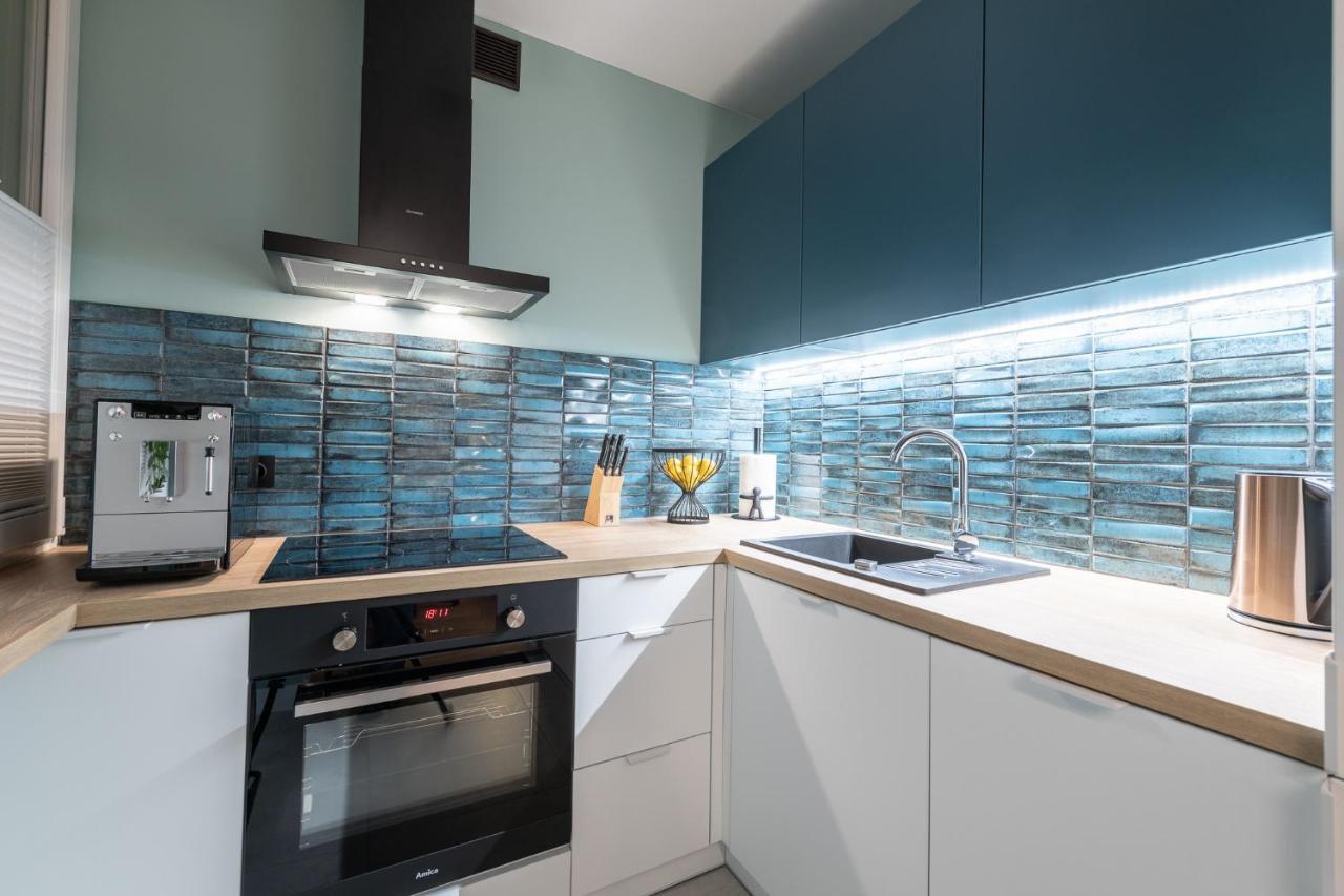 Apartment Frida Katowice Ligota Near Hospitals & Sum Luaran gambar
